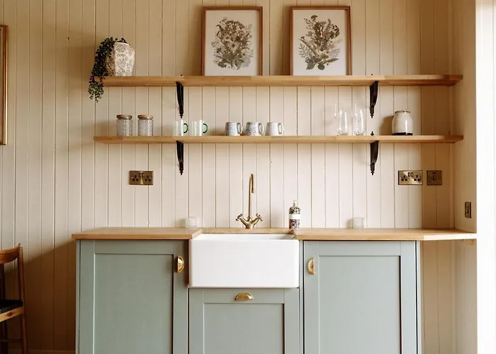 Tackle At Angliham Estate *